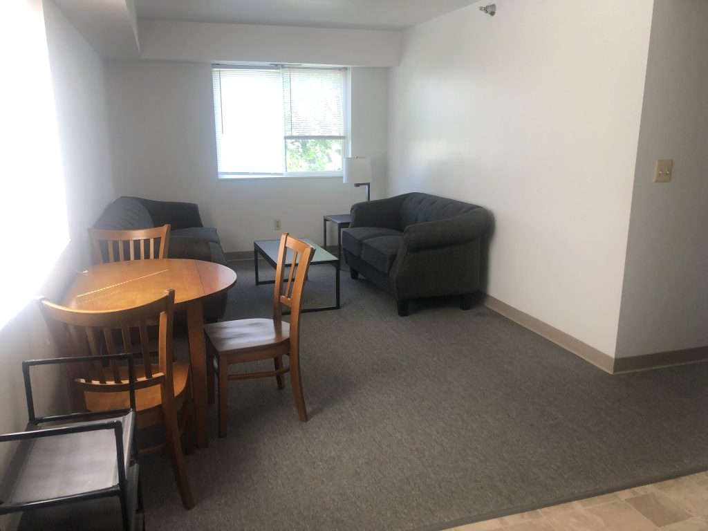 Three Bedroom Apartment/Living Room